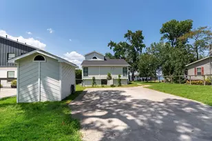 3920 Brookhaven Dr, Montgomery, TX 77356 - Photo 1
