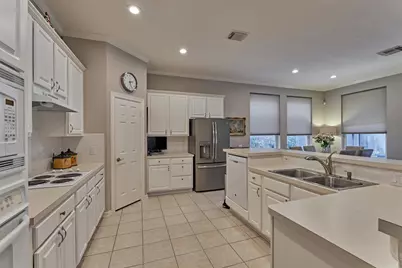 59 W Bellmeade Place, The Woodlands, TX 77382 - Photo 11