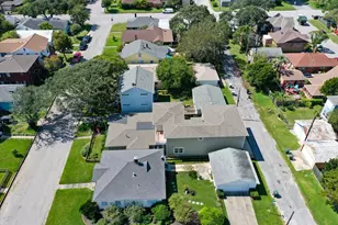 4708 Woodrow Ave, Galveston, TX 77551 - Photo 45