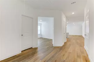 9014 Rose Water Trl, Iowa Colony, TX 77583 - Photo 7