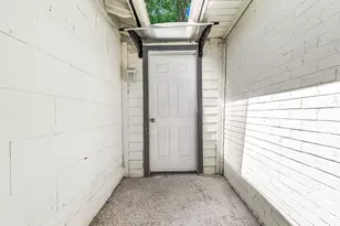 4356 Phlox St, Houston, TX 77051 - Photo 43