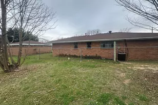 1209 W 2nd St, Hearne, TX 77859 - Photo 13