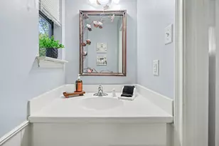 18562 Martinique Dr, Nassau Bay, TX 77058 - Photo 11