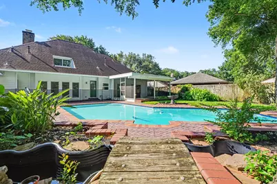 18562 Martinique Drive, Nassau Bay, TX 77058 - Photo 37
