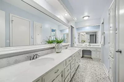 18562 Martinique Drive, Nassau Bay, TX 77058 - Photo 23