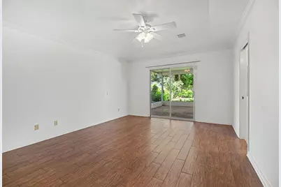18562 Martinique Drive, Nassau Bay, TX 77058 - Photo 21