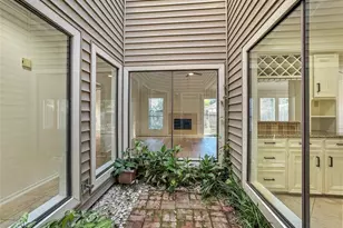 7519 Teal Run Dr, Houston, TX 77071 - Photo 9