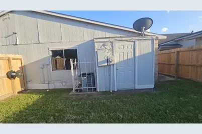 14131 Callahan Drive, Houston, TX 77049 - Photo 15