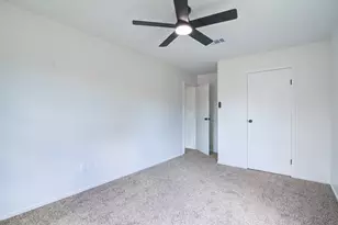 402 Tresvant Dr, Webster, TX 77598 - Photo 29