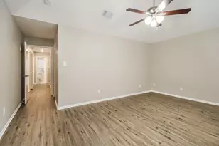 18 Laguna Rd, Montgomery, TX 77356 - Photo 11