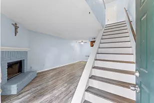 7402 Alabonson Rd, Houston, TX 77088 - Photo 11