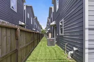2527 Hollister St, Houston, TX 77080 - Photo 21