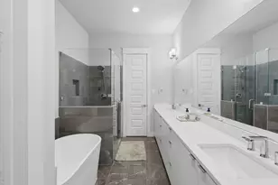2527 Hollister St, Houston, TX 77080 - Photo 13