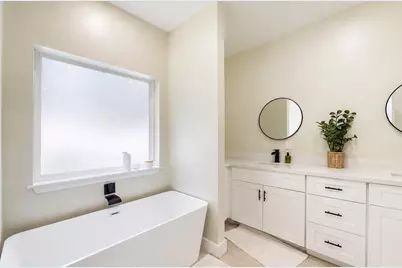 1022 Crossroads Drive, Houston, TX 77079 - Photo 27