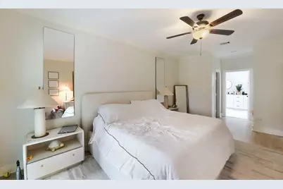 1022 Crossroads Drive, Houston, TX 77079 - Photo 17