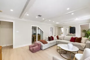 1022 Crossroads Dr, Houston, TX 77079 - Photo 3