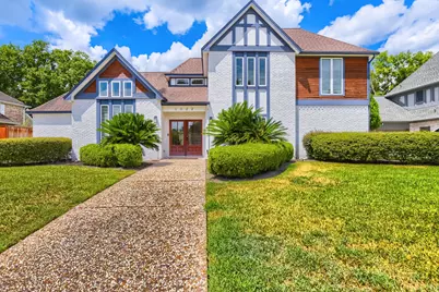 1022 Crossroads Drive, Houston, TX 77079 - Photo 1