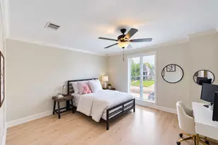 1022 Crossroads Dr, Houston, TX 77079 - Photo 25