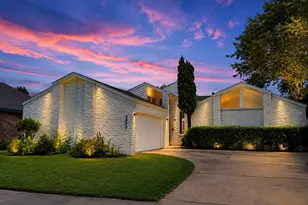 8818 Oakleaf Forest Dr, Houston, TX 77088 - Photo 1