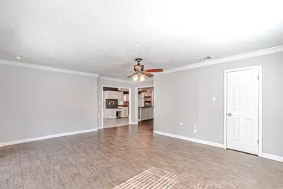 8211 Riverglade Drive, Houston, TX 77095 - Photo 15