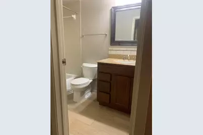 766 Memorial Mews Street #B, Houston, TX 77079 - Photo 21