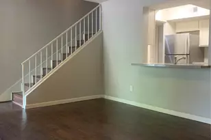 766 Memorial Mews St, Houston, TX 77079 - Photo 3