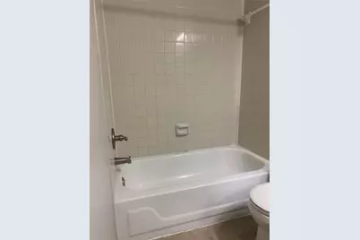 766 Memorial Mews Street #B, Houston, TX 77079 - Photo 15