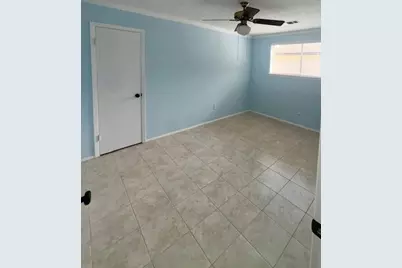 2023 Westlake Road, Houston, TX 77062 - Photo 11