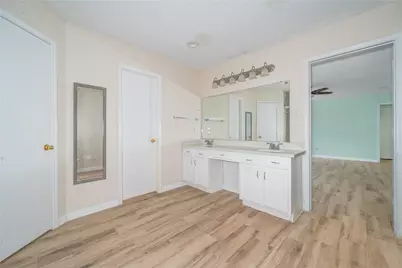 10950 Linden Gate Drive, Houston, TX 77075 - Photo 15