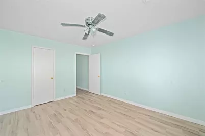 10950 Linden Gate Drive, Houston, TX 77075 - Photo 21