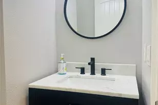 5317 Higgins St, Houston, TX 77033 - Photo 25