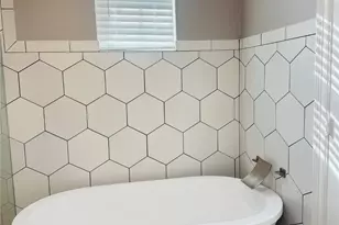 5317 Higgins St, Houston, TX 77033 - Photo 17