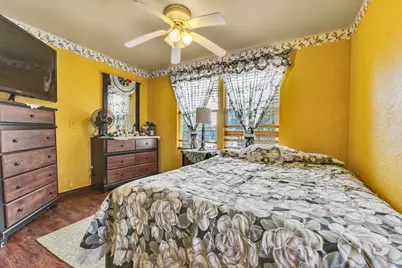 307 Azalea Street, Lake Jackson, TX 77566 - Photo 19