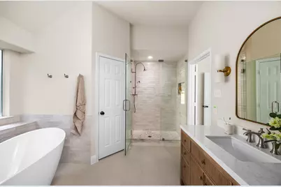 2 Gilded Crest Court, The Woodlands, TX 77382 - Photo 29