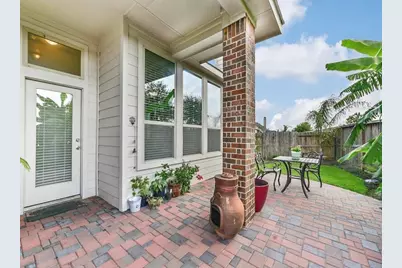 601 Chesterfield Lane, League City, TX 77573 - Photo 3