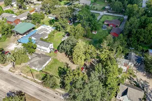 2413 E Crosstimbers St, Houston, TX 77093 - Photo 7