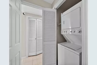 14 Greenway Plaza #17Q, Houston, TX 77046 - Photo 13