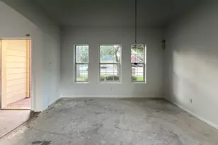 6806 Adella Ct, Pearland, TX 77584 - Photo 3