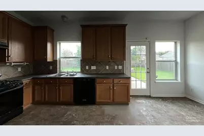 6806 Adella Court, Pearland, TX 77584 - Photo 7