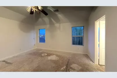 6806 Adella Court, Pearland, TX 77584 - Photo 9