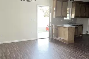 210 E Homan St, Baytown, TX 77520 - Photo 7