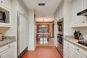 2810 Colonial Dr, Nacogdoches, TX 75965 - Photo 11