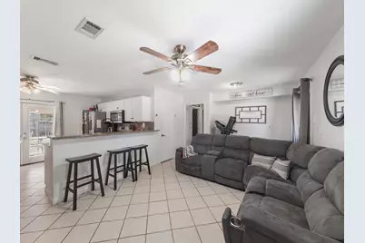10214 Buena Park Drive, Houston, TX 77089 - Photo 5