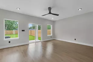 1030 Reverend B J Lewis Dr, Houston, TX 77088 - Photo 23