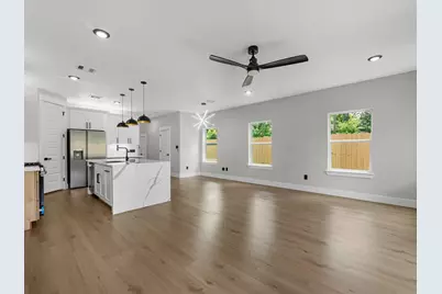 1030 Reverend B J Lewis Drive, Houston, TX 77088 - Photo 11