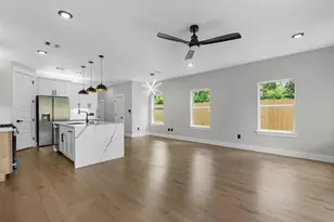 1030 Reverend B J Lewis Dr, Houston, TX 77088 - Photo 11