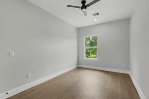 1030 Reverend B J Lewis Dr, Houston, TX 77088 - Photo 23