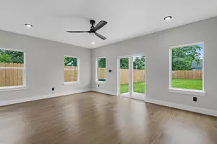 1030 Reverend B J Lewis Dr, Houston, TX 77088 - Photo 25