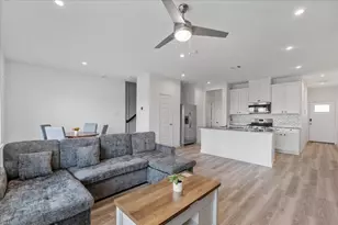 10116 Penryn Forest Ln, Houston, TX 77051 - Photo 5