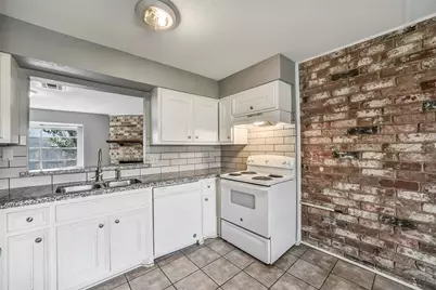 7265 Chasewood Drive, Houston, TX 77489 - Photo 9